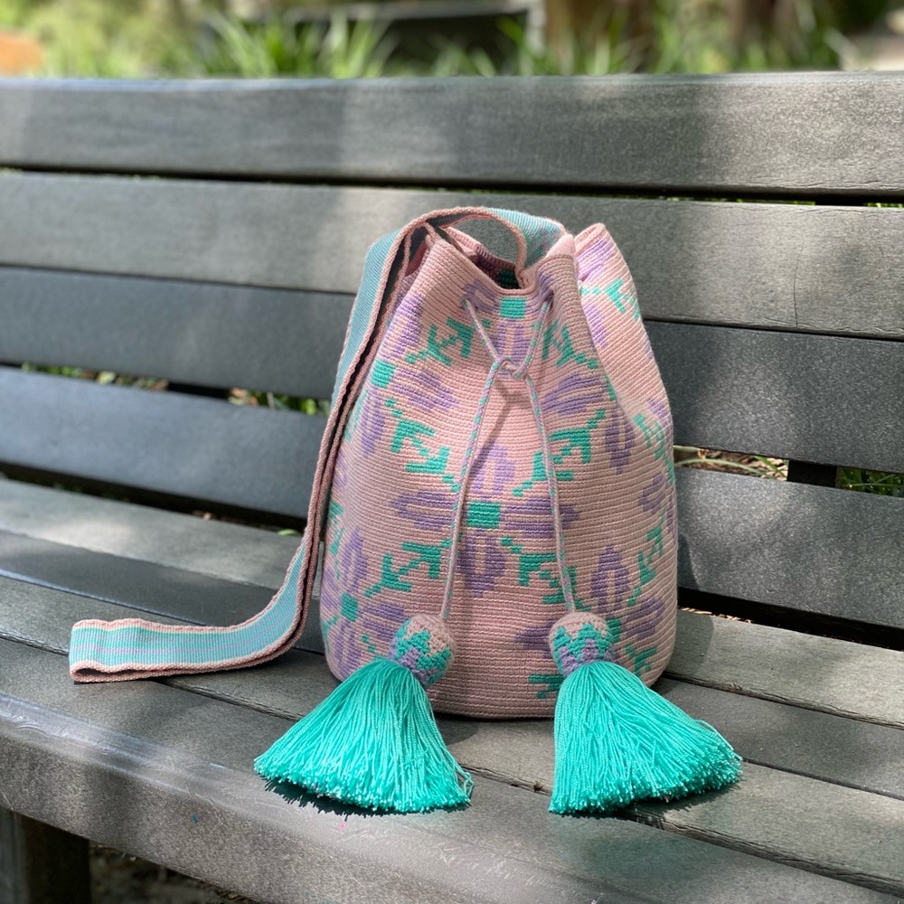 NEW Authentic Handmade Crossbody Wayuu Mochila / Bucket Bag Crossbody